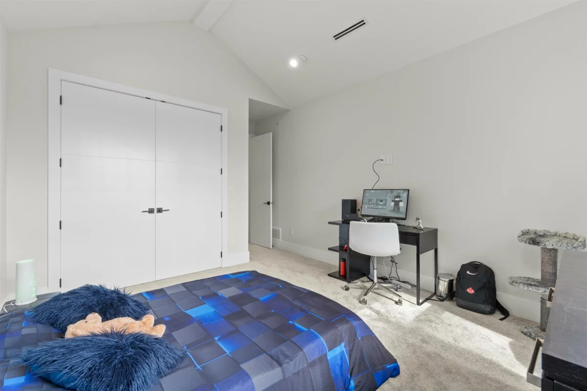 Hallway Photo of 27107 River Road, Maple Ridge, BC