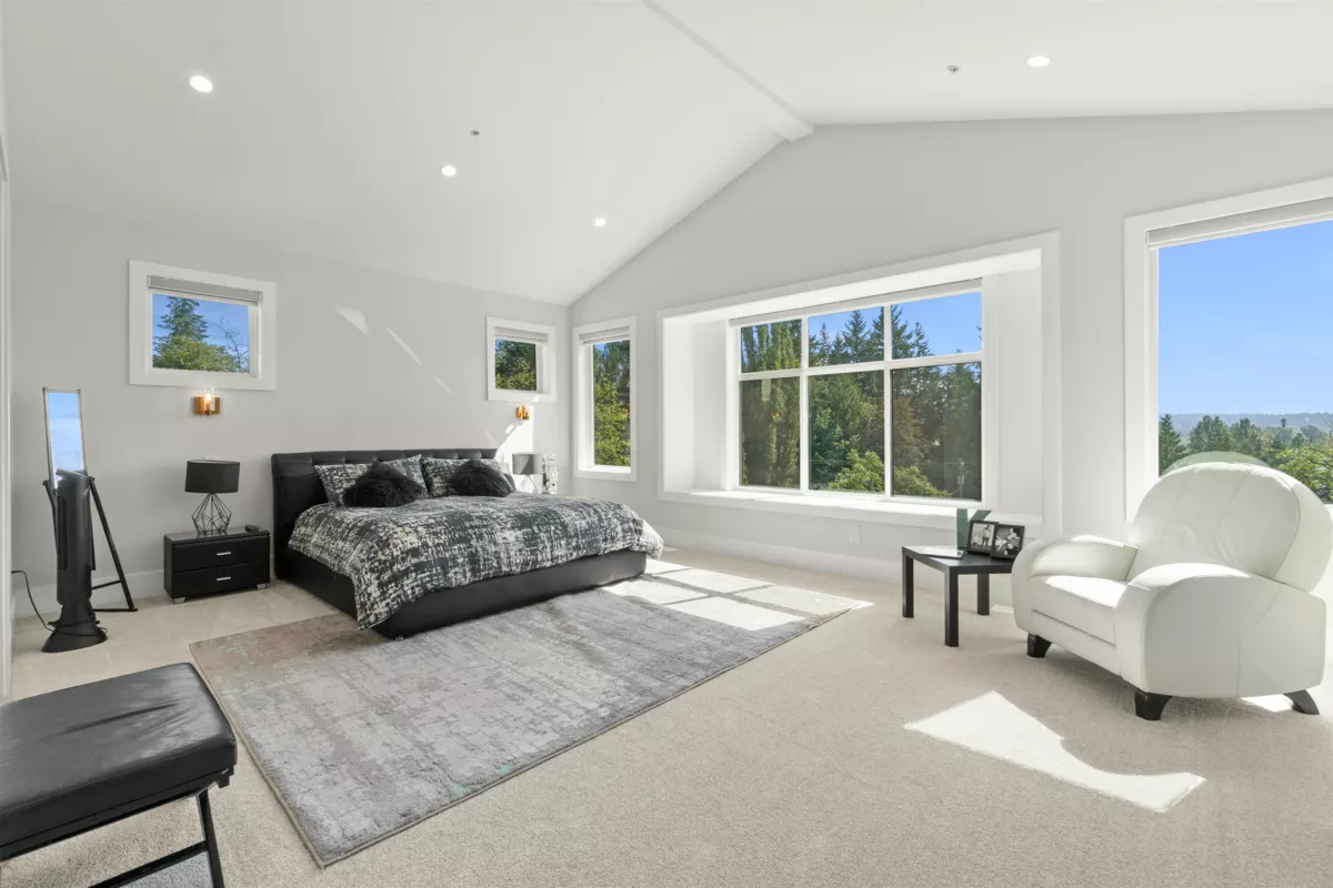 Powder Room Photo of 27107 River Road, Maple Ridge, BC