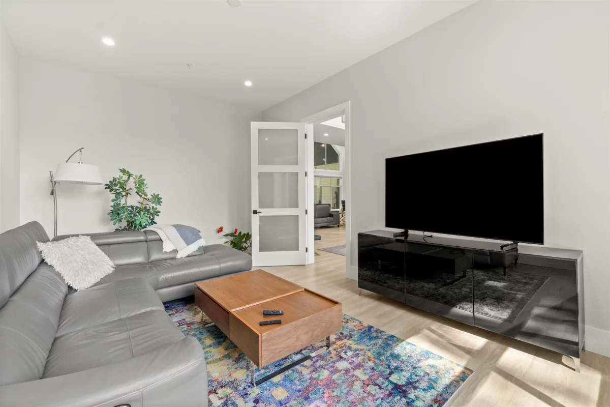 Walk-In Closet Photo of 27107 River Road, Maple Ridge, BC