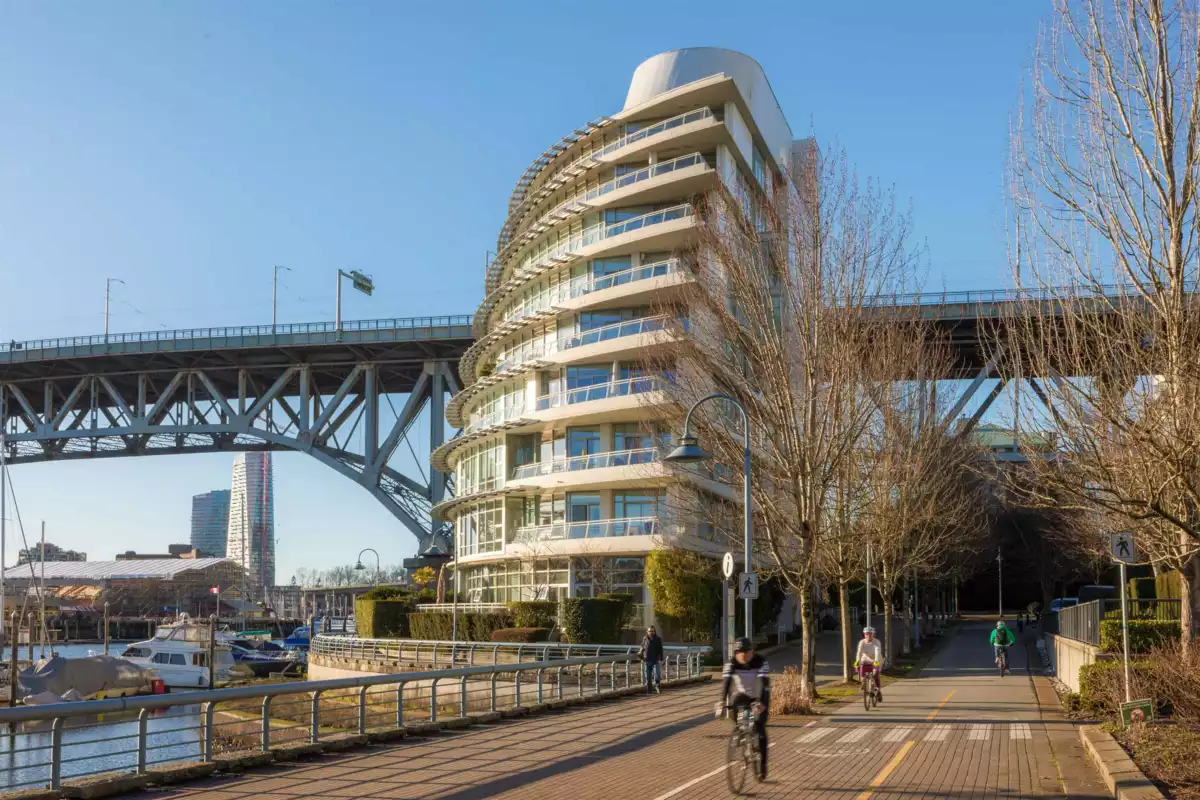 Community Amenities Photo (Clubhouse) of 805 628 Kinghorne Mews, Vancouver, BC