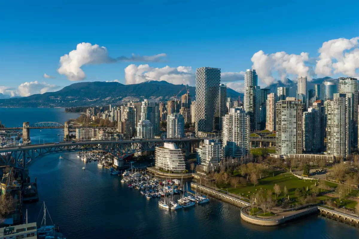 Fitness Center Photo Near 805 628 Kinghorne Mews, Vancouver, BC