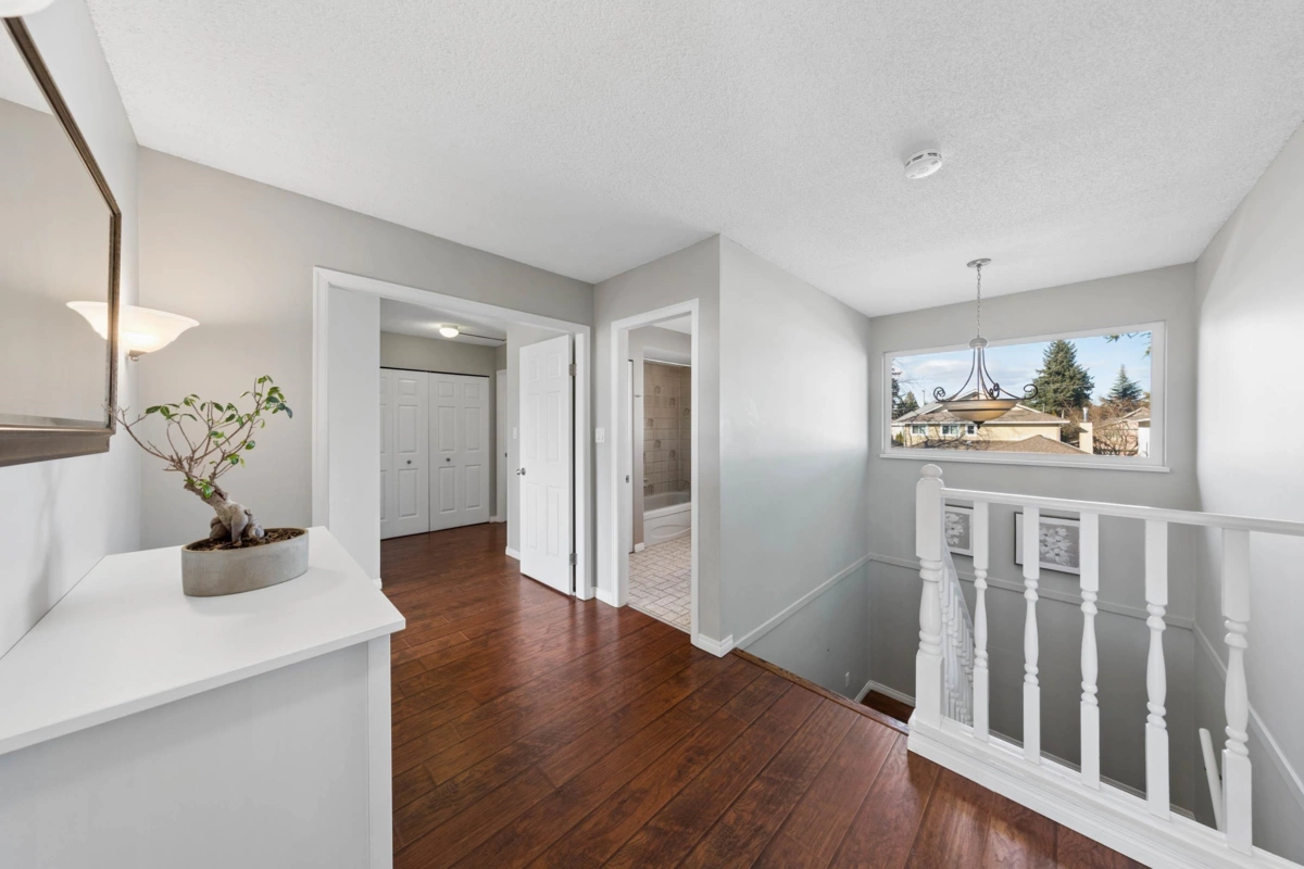 Bedroom 4 Photo of 15440 95a Avenue, Surrey, BC