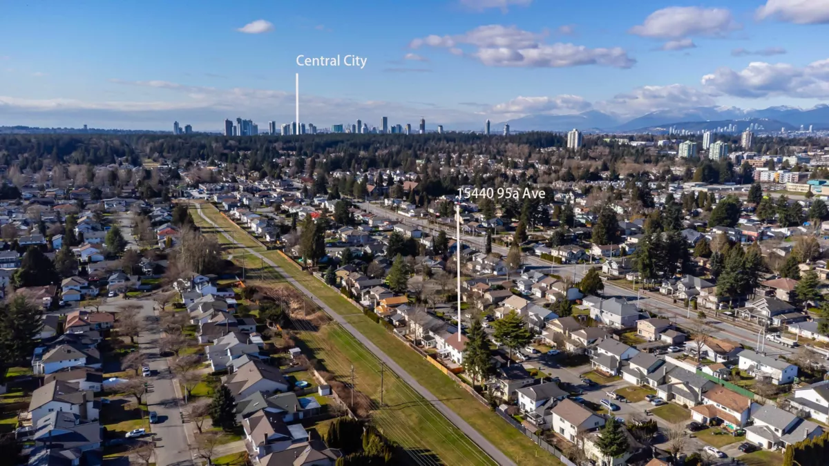 Community Amenities Photo (Clubhouse) of 15440 95a Avenue, Surrey, BC