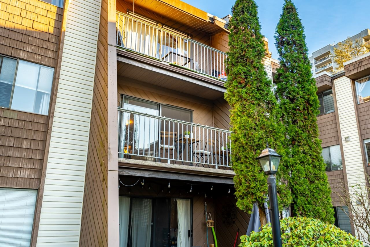 Backyard Photo of 222 3921 Carrigan Court, Burnaby, BC