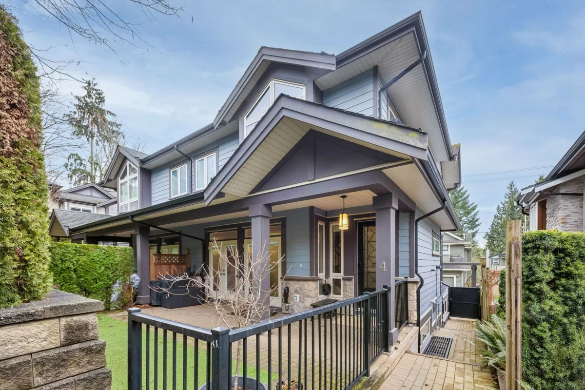 Exterior Front Photo of 4 651 W 14th Street, North Vancouver, BC