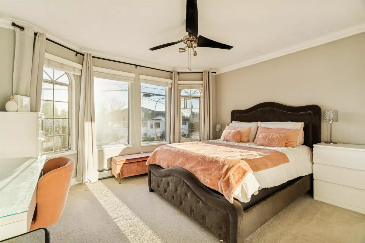 Loft / Bonus Room Photo of 7622 2nd Street, Burnaby, BC