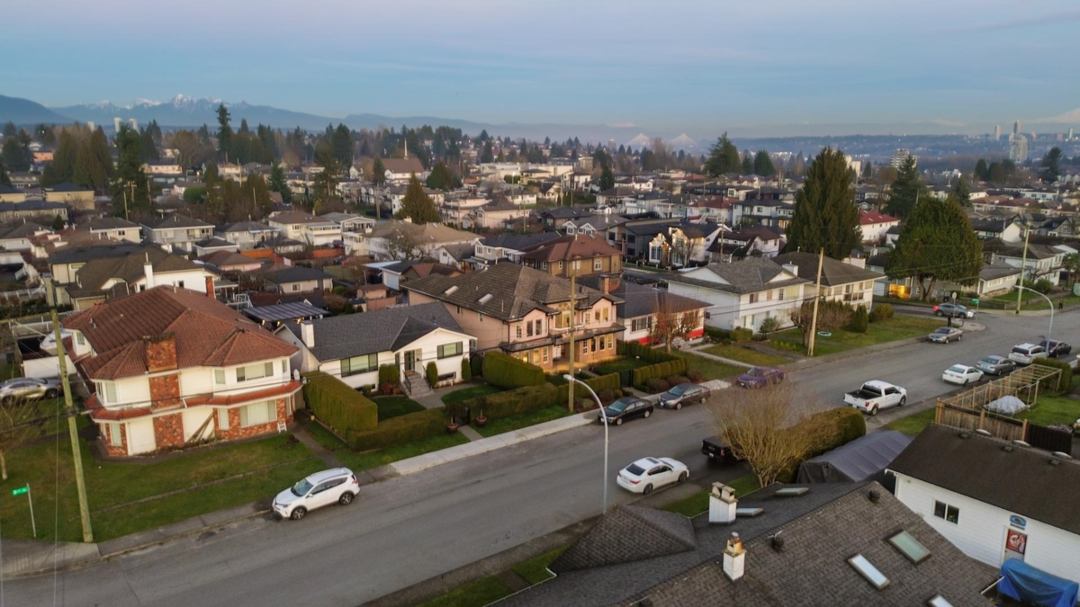 Outdoor Kitchen Photo of 7622 2nd Street, Burnaby, BC