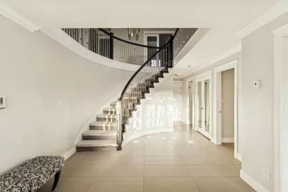 7622 2nd Street, Burnaby, BC