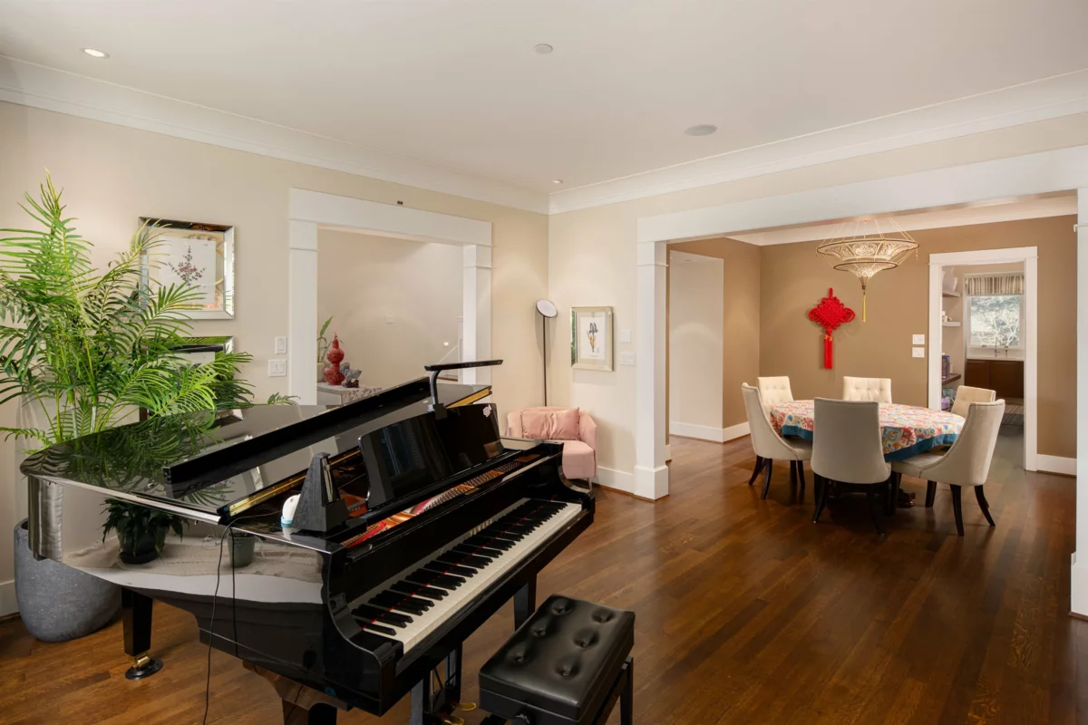 Kitchen Island Photo of 6467 Larch Street, Vancouver, BC