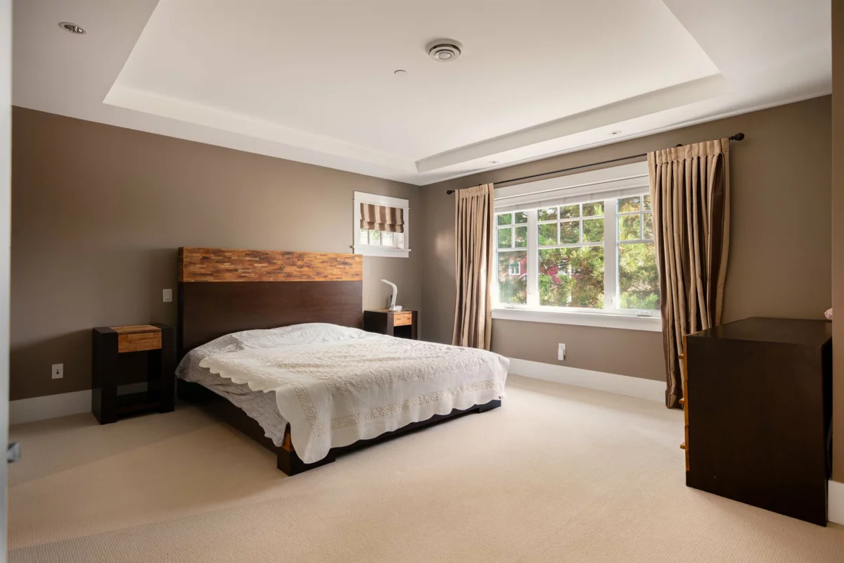 Laundry Room Photo of 6467 Larch Street, Vancouver, BC