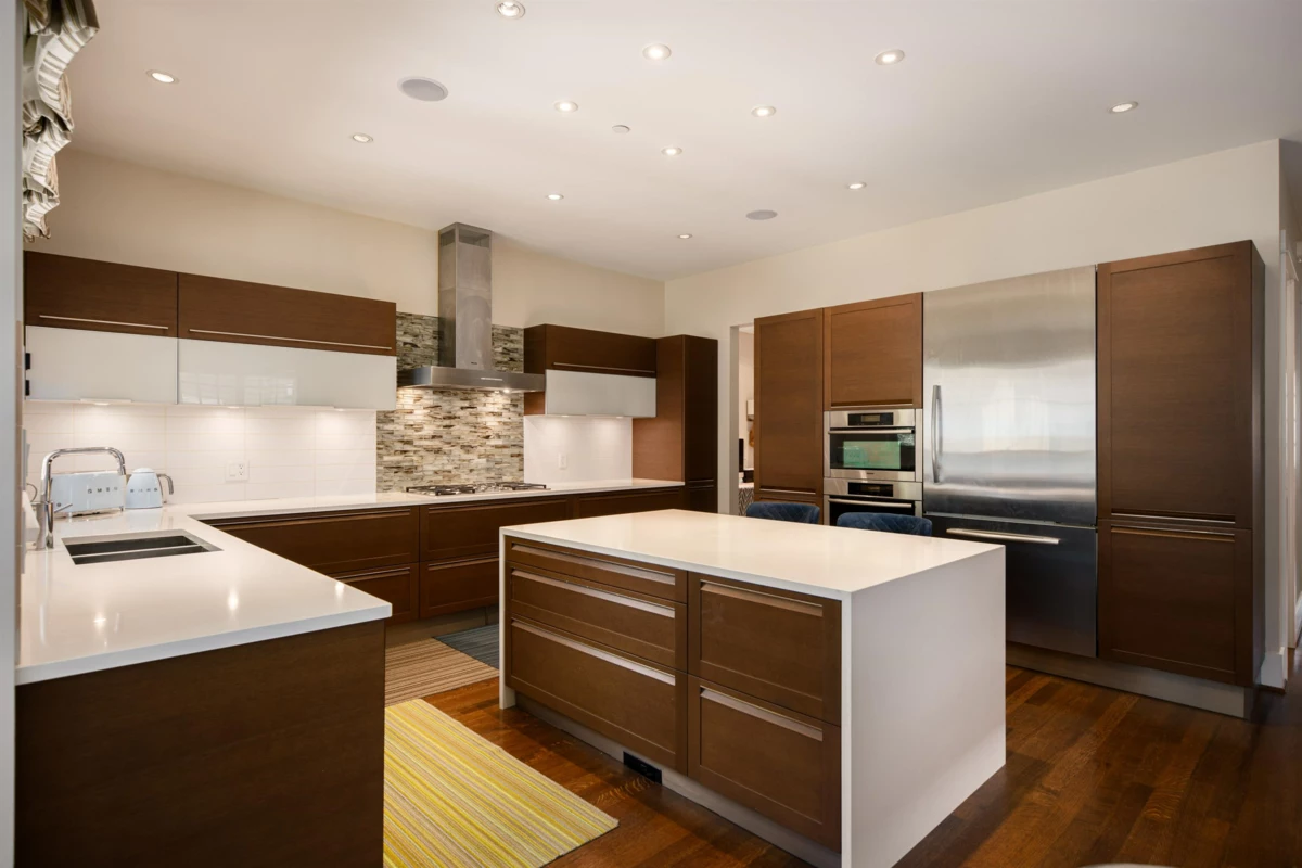 Walk-In Closet Photo of 6467 Larch Street, Vancouver, BC