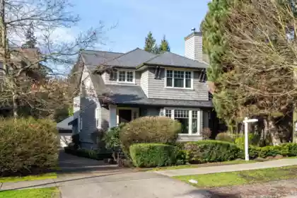 6467 Larch Street, Vancouver, BC, Kerrisdale — 5 bed single family residence for sale