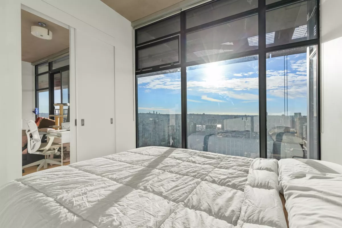 Powder Room Photo of 4108 128 W Cordova Street, Vancouver, BC