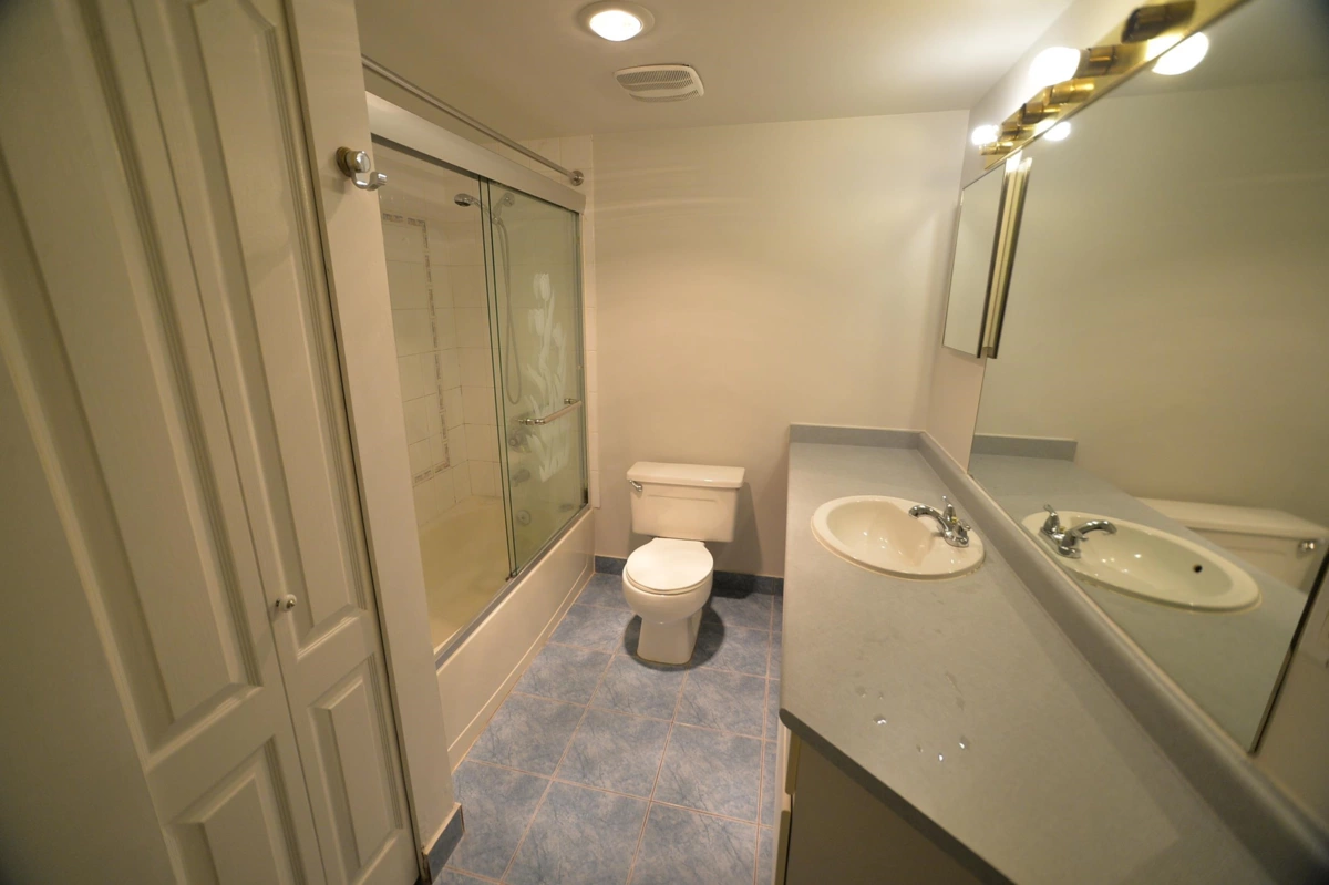 Laundry Room Photo of 106 3455 Ascot Place, Vancouver, BC