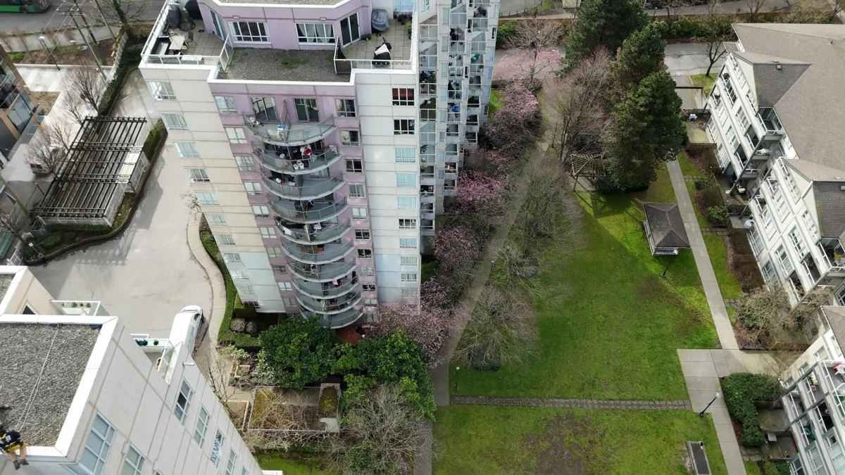 Living Room Photo of 106 3455 Ascot Place, Vancouver, BC