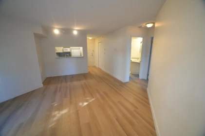 106 3455 Ascot Place, Vancouver, BC