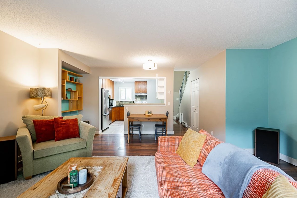 Walk-In Closet Photo of 18 6613 138 Street, Surrey, BC