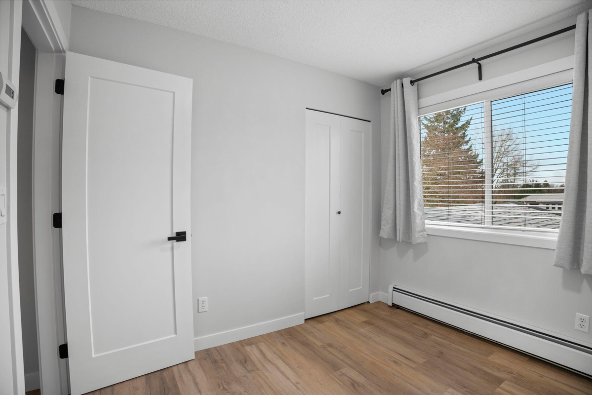 Garage Interior Photo of 2228 Guilford Drive, Abbotsford, BC
