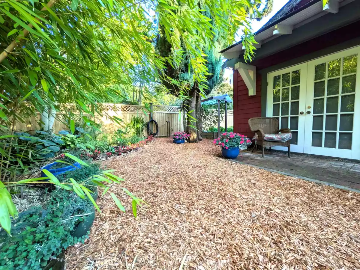 Outdoor Kitchen Photo of 2912-14 W 3rd Avenue, Vancouver, BC