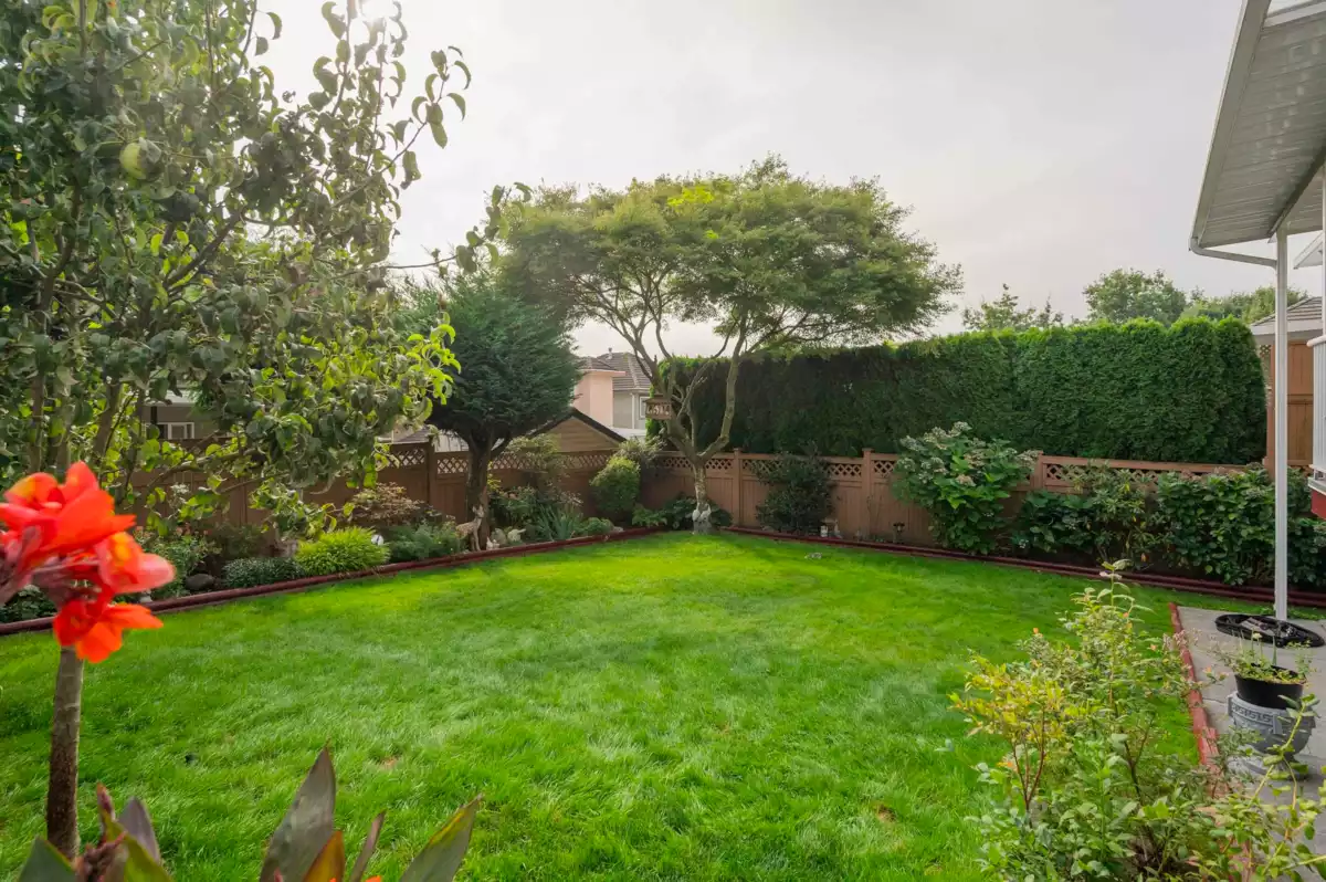 Community Amenities Photo (Clubhouse) of 6758 150 Street, Surrey, BC