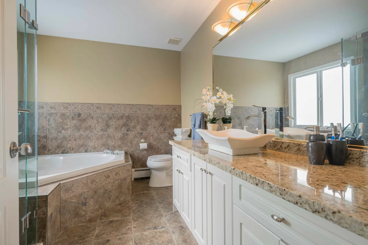 Laundry Room Photo of 6758 150 Street, Surrey, BC