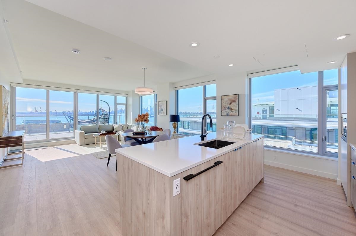 Bedroom 2 Photo of 807 755 Harbourside Drive, North Vancouver, BC