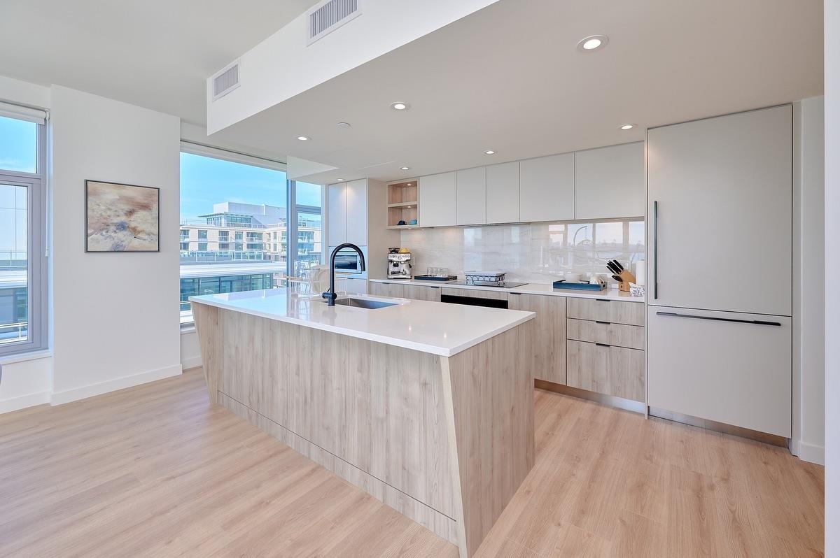 Guest Bathroom Photo of 807 755 Harbourside Drive, North Vancouver, BC