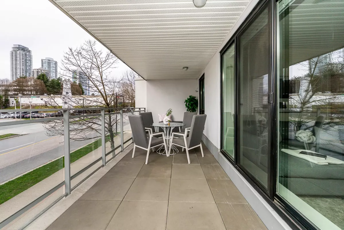 Basement Recreation Room Photo of 103 2188 Madison Avenue, Burnaby, BC