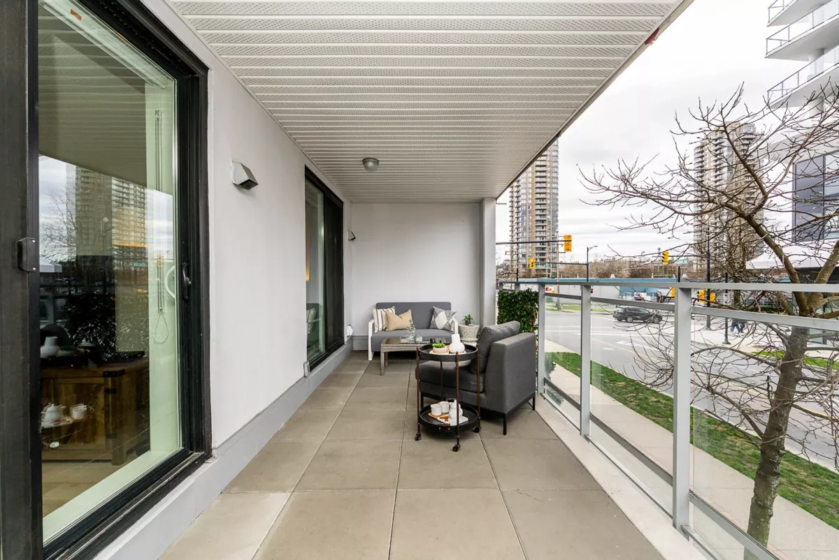 Mudroom Photo of 103 2188 Madison Avenue, Burnaby, BC