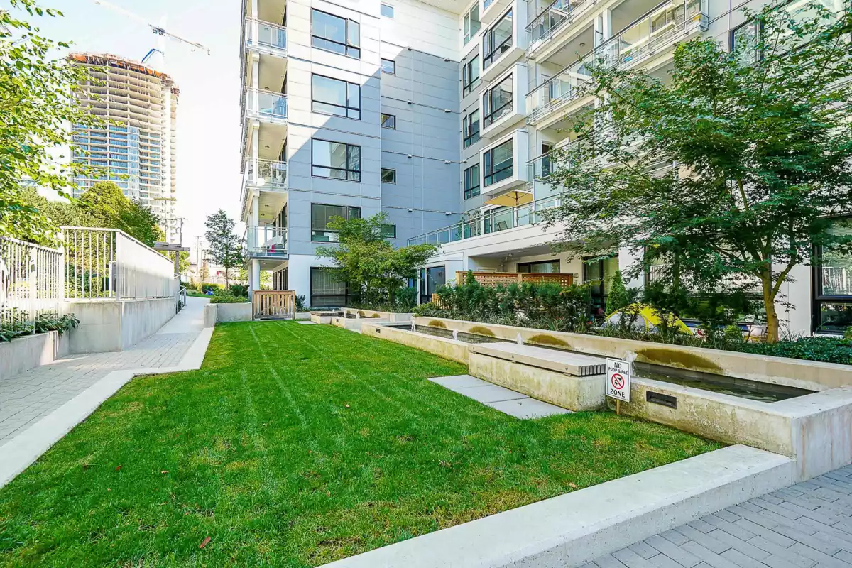 Outdoor Kitchen Photo of 103 2188 Madison Avenue, Burnaby, BC