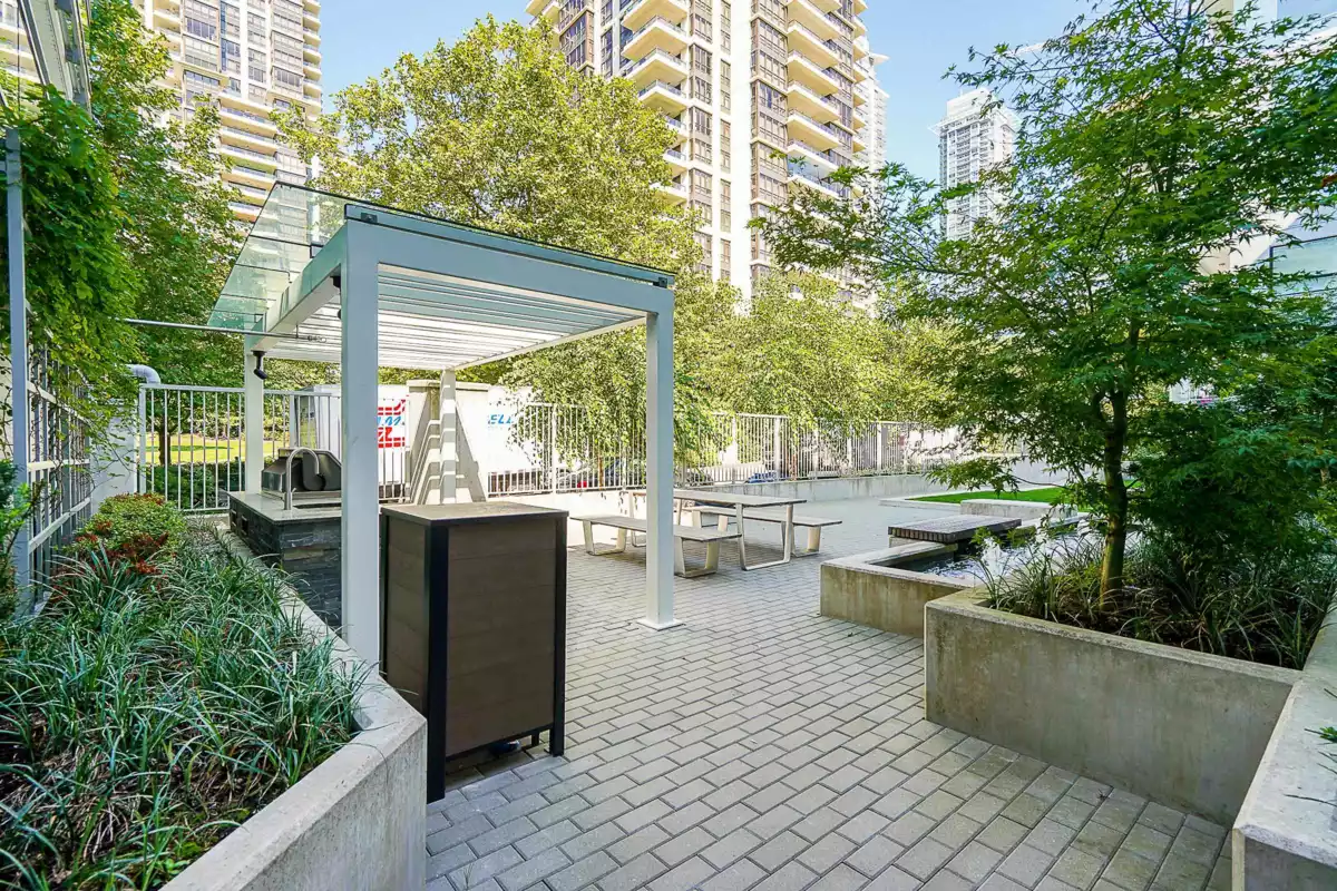 Outdoor Patio Photo of 103 2188 Madison Avenue, Burnaby, BC