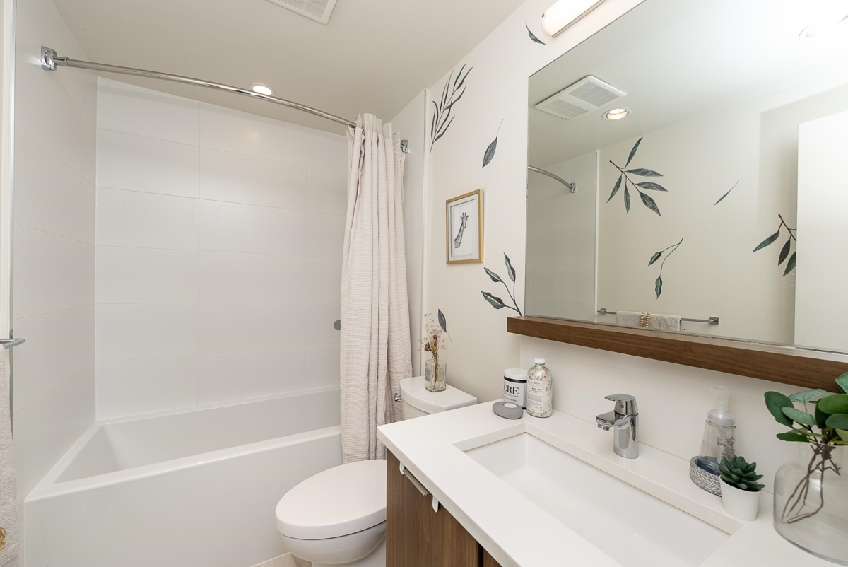 Powder Room Photo of 103 2188 Madison Avenue, Burnaby, BC