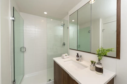Mudroom Photo of 103 2188 Madison Avenue, Burnaby, BC
