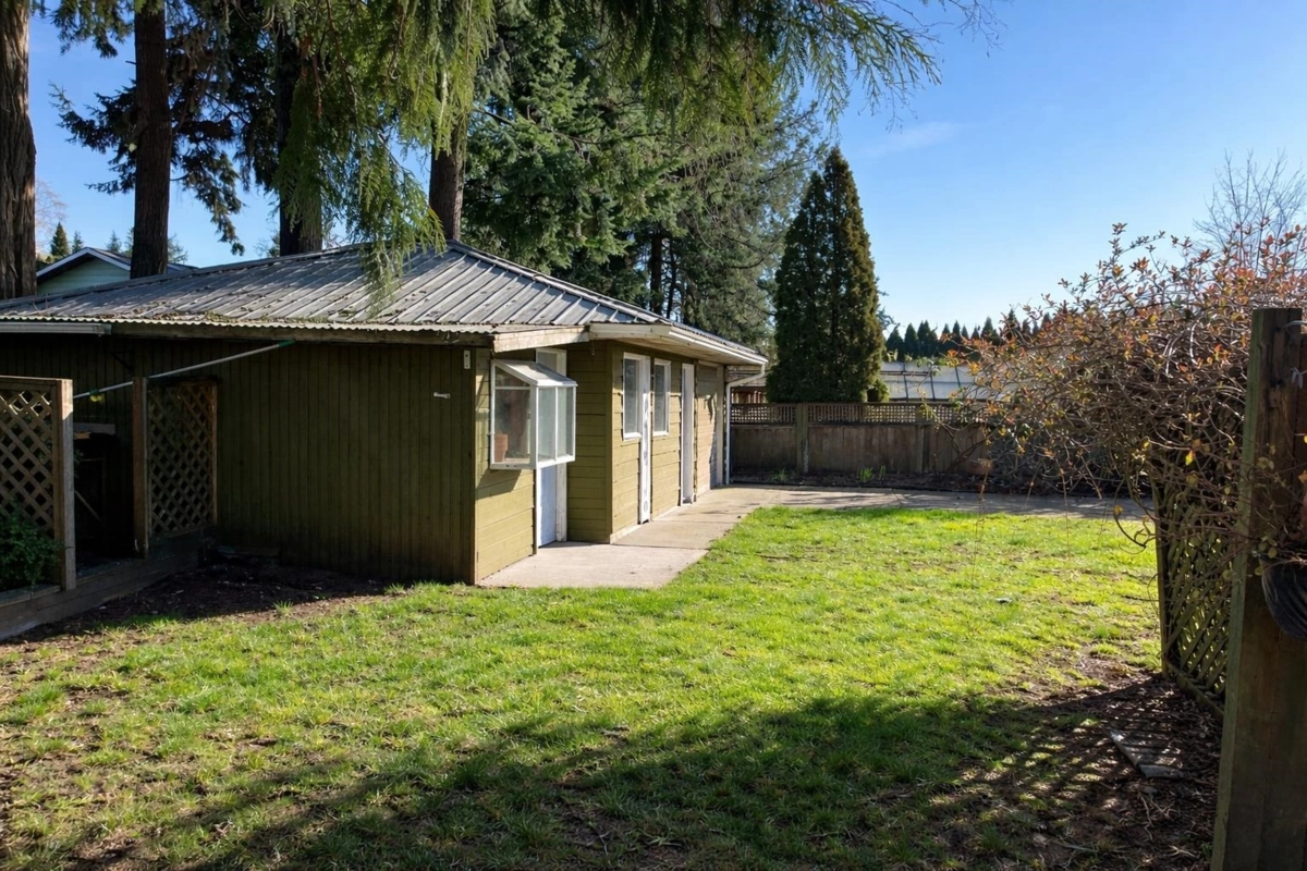 Living Room Photo of 7594 118 Street, Delta, BC