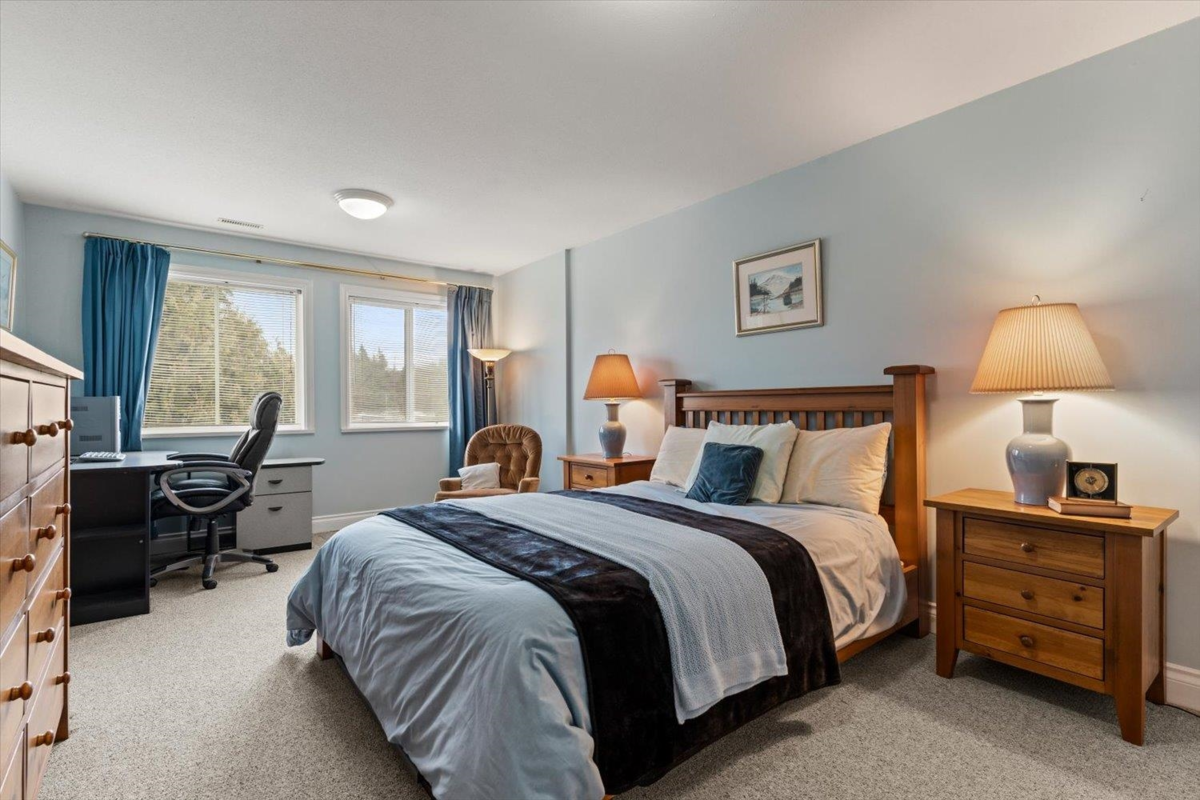 Front Yard Photo of 11 3354 Horn Street, Abbotsford, BC