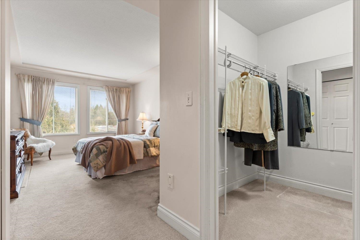 Powder Room Photo of 11 3354 Horn Street, Abbotsford, BC