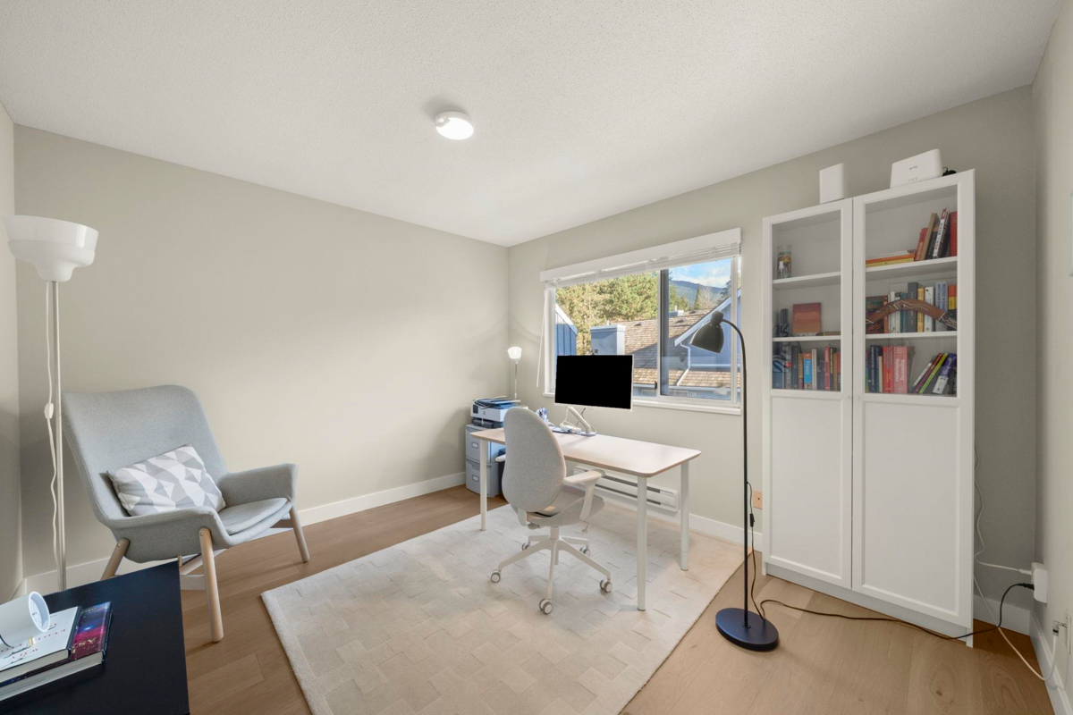 Basement Recreation Room Photo of 27 1925 Indian River Crescent, North Vancouver, BC