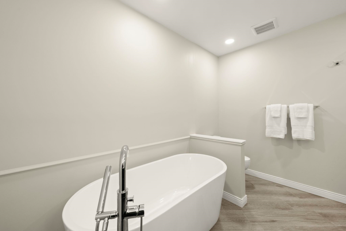 Bedroom 2 Photo of 27 1925 Indian River Crescent, North Vancouver, BC