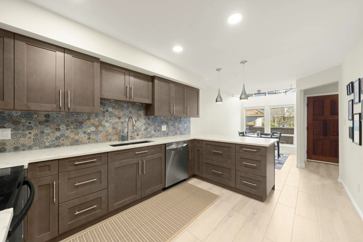 Dining Area Photo of 27 1925 Indian River Crescent, North Vancouver, BC