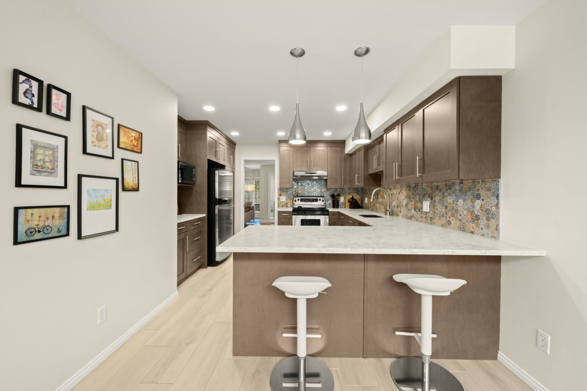 Mudroom Photo of 27 1925 Indian River Crescent, North Vancouver, BC