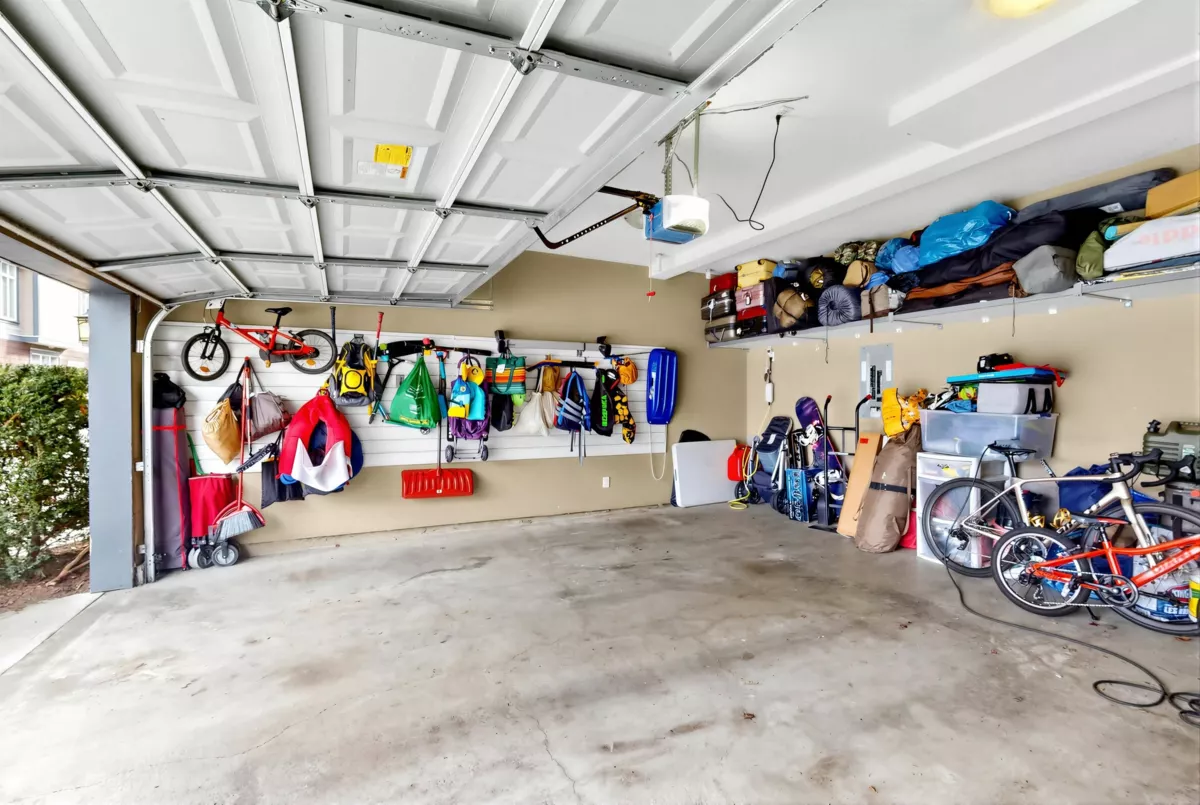 Front Yard Photo of 34 15977 26 Avenue, Surrey, BC