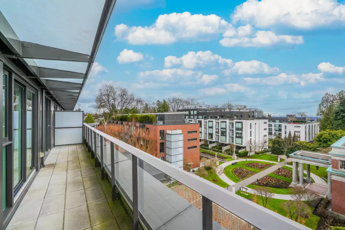 Hallway Photo of 603 1515 Atlas Lane, Vancouver, BC