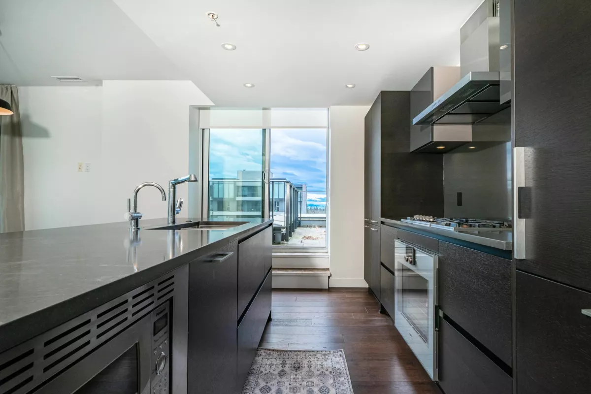 Primary Bathroom Photo of 603 1515 Atlas Lane, Vancouver, BC