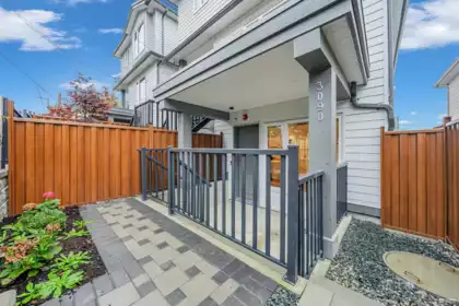 2 3090 Vanness Avenue, Vancouver, BC, Vancouver — 3 bed half duplex for sale