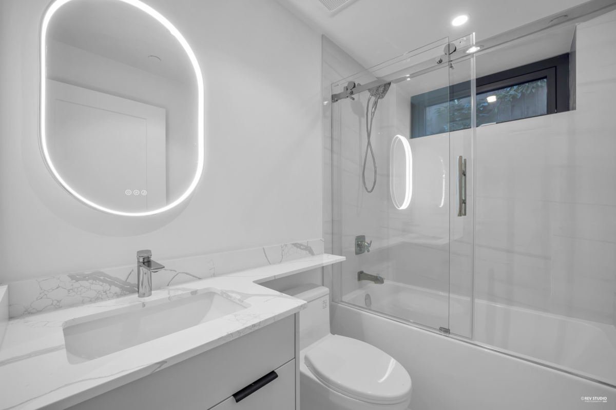 Bedroom 4 Photo of 1 1722 W 68th Avenue, Vancouver, BC