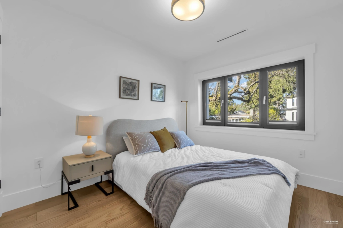 Breakfast Nook Photo of 1 1722 W 68th Avenue, Vancouver, BC