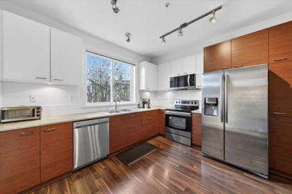39 3010 Riverbend Drive, Coquitlam, BC