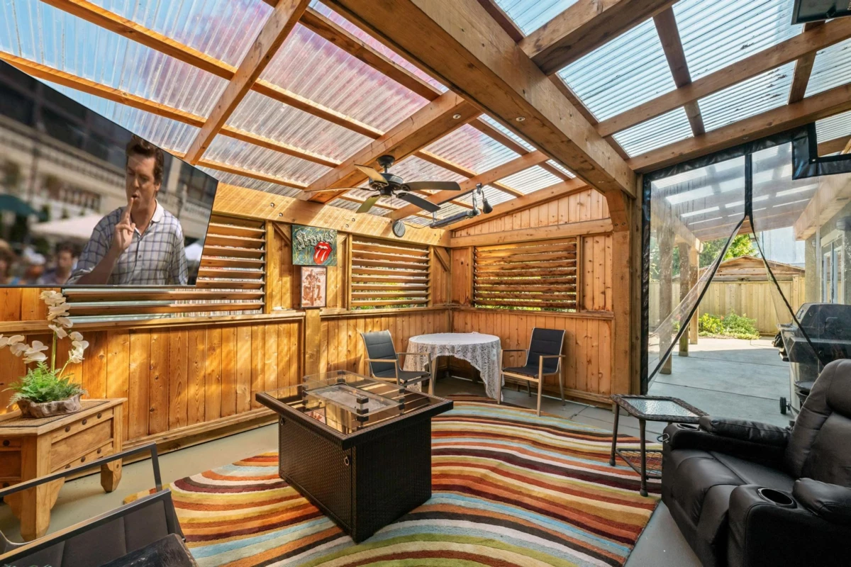 Outdoor Kitchen Photo of 4686 54a Street, Ladner, BC