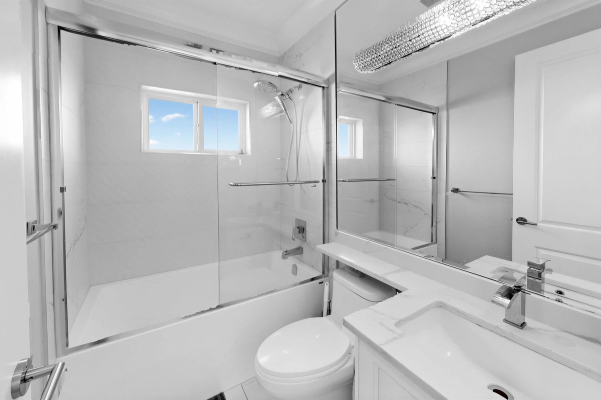 Garden / Landscaping Photo of 6220 Yeats Crescent, Richmond, BC