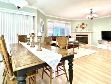 Kitchen Island Photo of 11 7871 Francis Road, Richmond, BC